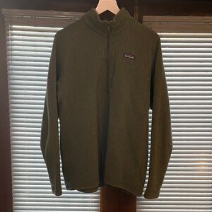 Patagonia Men's Olive Green Half-Zip Fleece Pullover